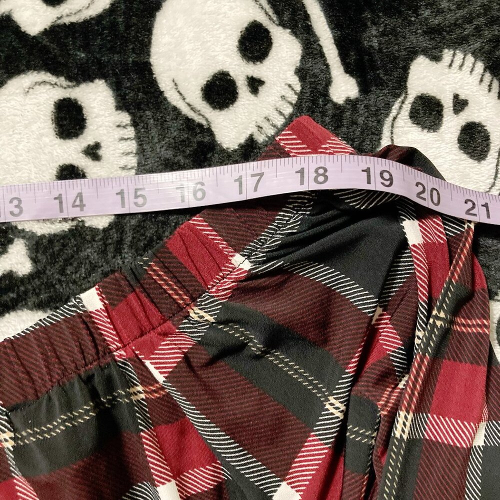 RICKI'S Plus-size black red white cold shoulder top ~ Goth XL 1X XXXL 2X blouse - Picture 11 of 14
